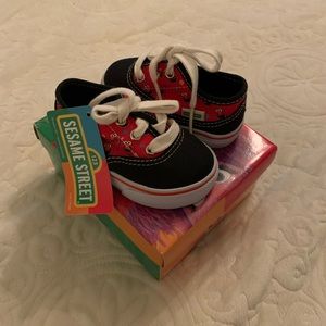 NWT Sesame Street Elmo shoes